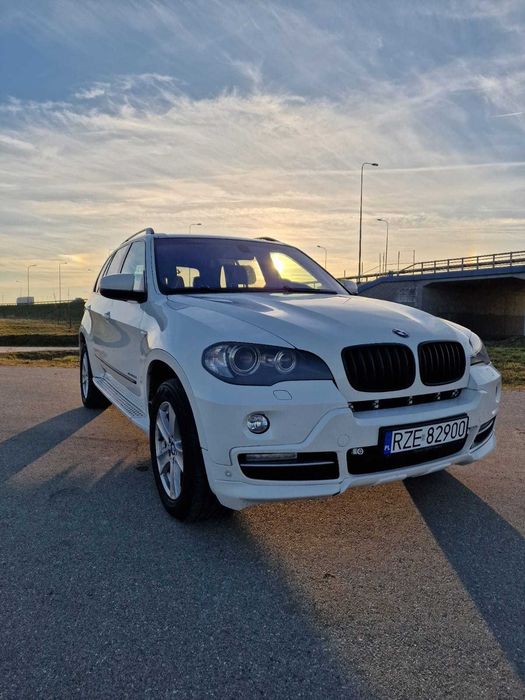 BMW X5 E70 BiTurbo 286hp