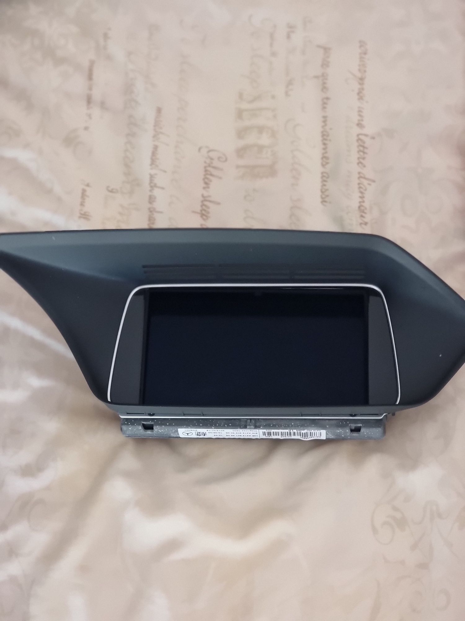 Monitor original Mercedes-Benz W212