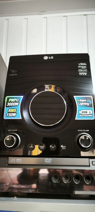 Музикальний центр LG-RBD 154