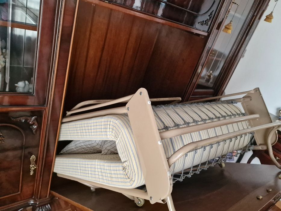 Cristaleira como nova