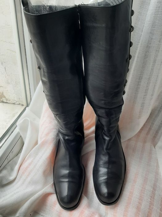 Продам Кожанные сапоги