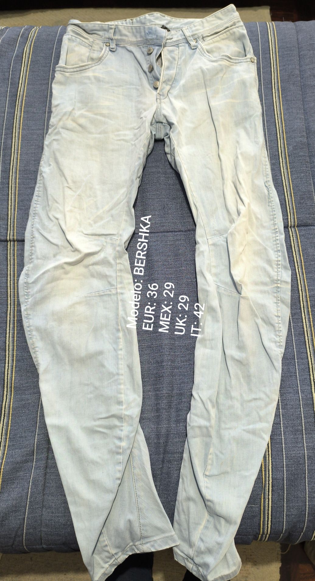 Roupas semi usadas
