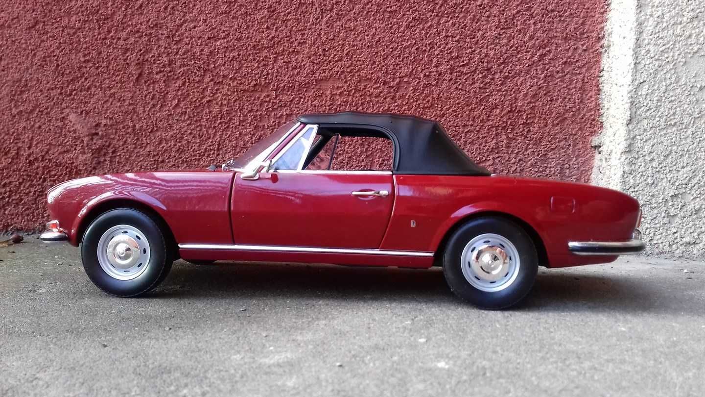 Peugeot 504 Cabriolet - 1969 norev 1:18 model samochodu