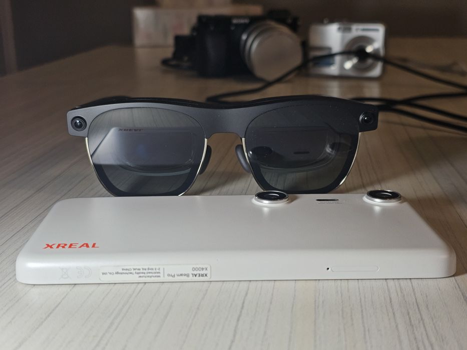 Окуляри Xreal Air 2 Ultra + Адаптер XREAL Beam Pro