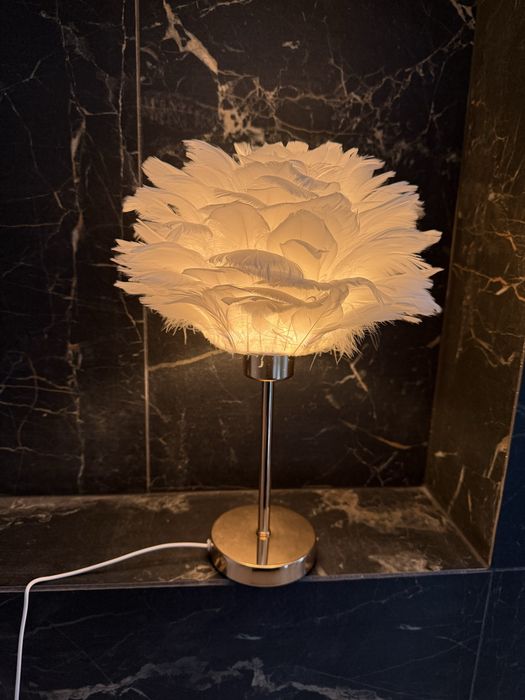 Lampka złota lampa stołowa na biurko glamour pióra