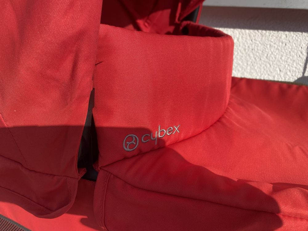 Cybex gondola ferrari red