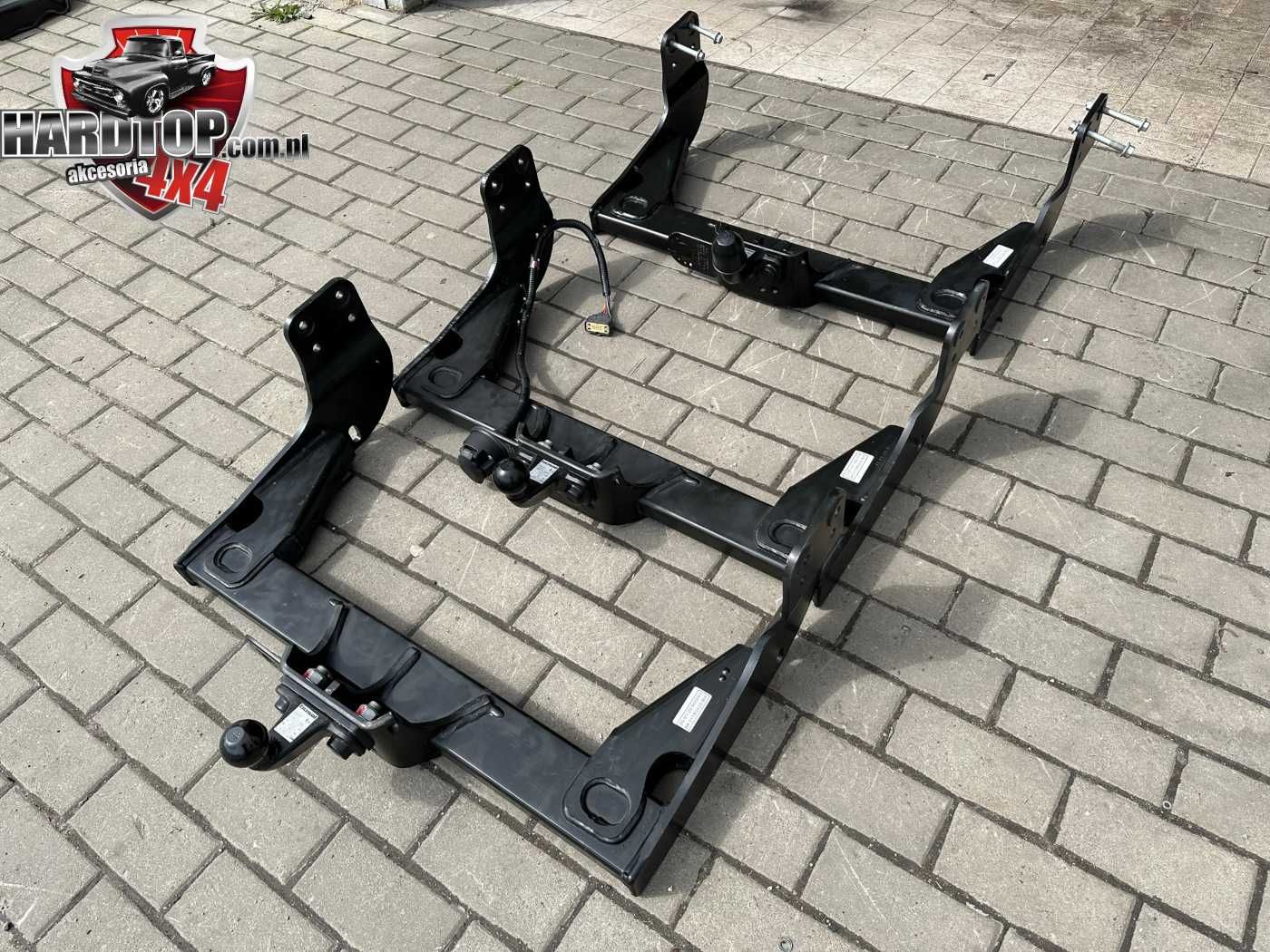 Hak Holowniczy Zaczep Kulowy Ford Transit CUSTOM Belka + kula BOSAL