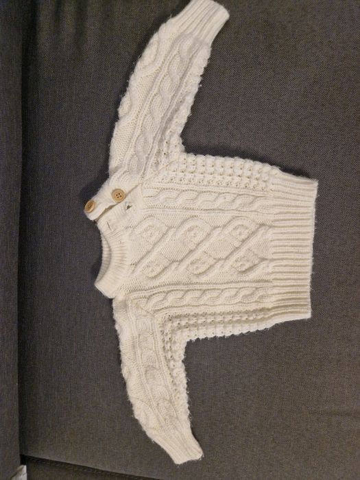 Sweter/sweterek welniany niemowlecy