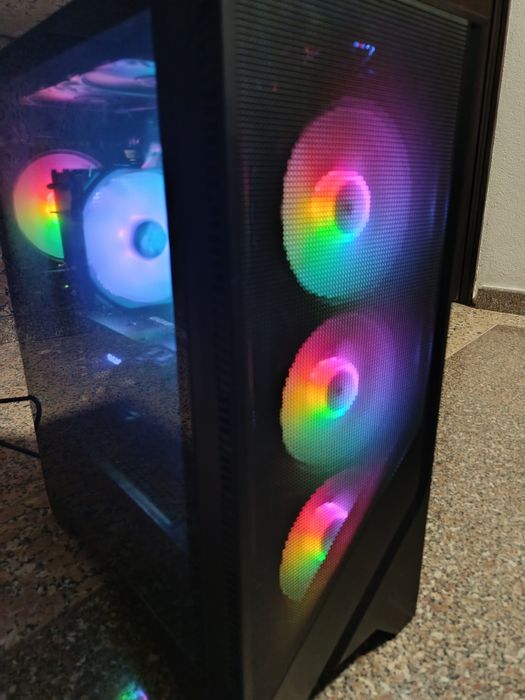 PC GAMING  | Ryzen 5 5600 | 5700 XT