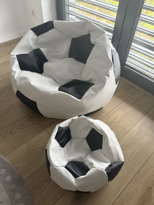 Sofa/pufa siedzisko pilka nożna