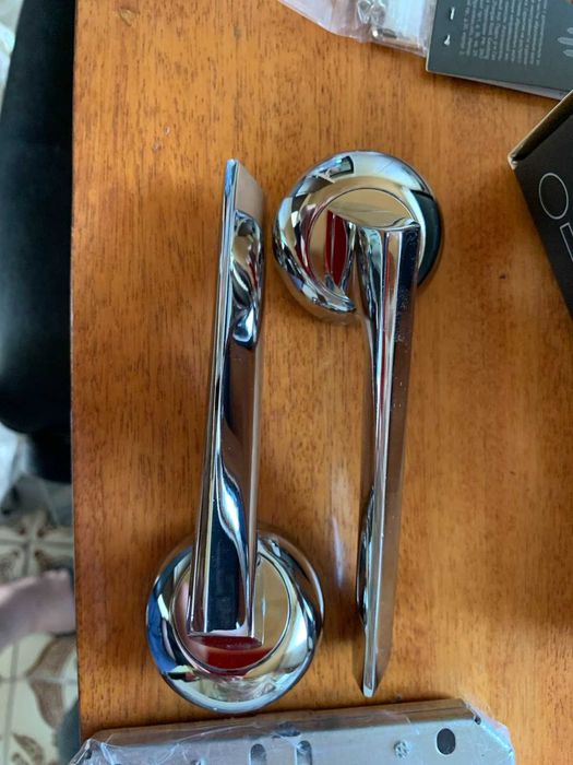 двері в ванну кімнату