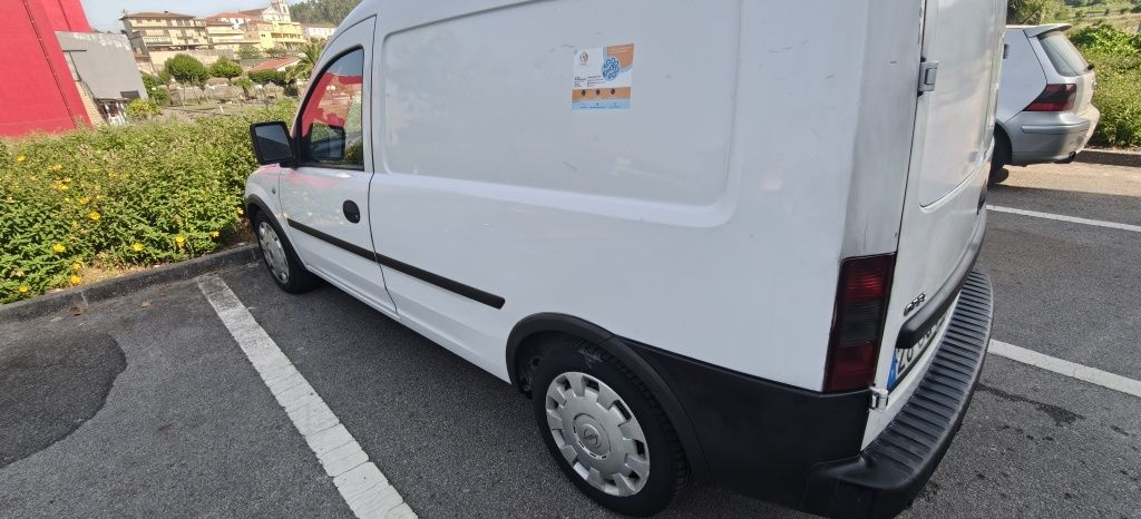 Opel combo 1.3 CDTI (com AC)