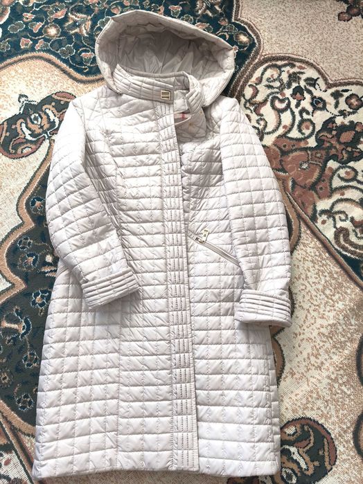 Продам жіноче демісезоне пальто