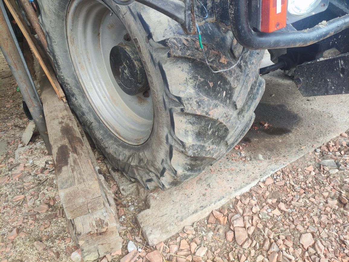 Opony 540/65 R30 do traktora, fastrac.