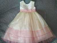 Святкова сукня на дівчинку 3-4 років