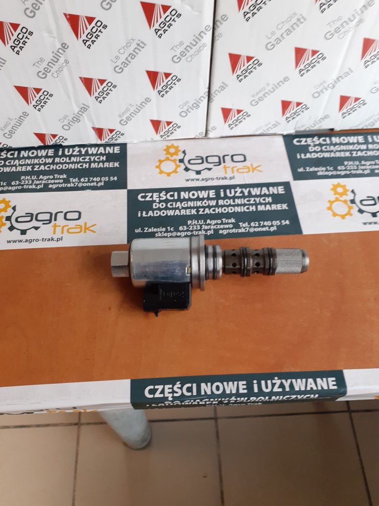 Elektrozawór rewersu Massey Ferguson