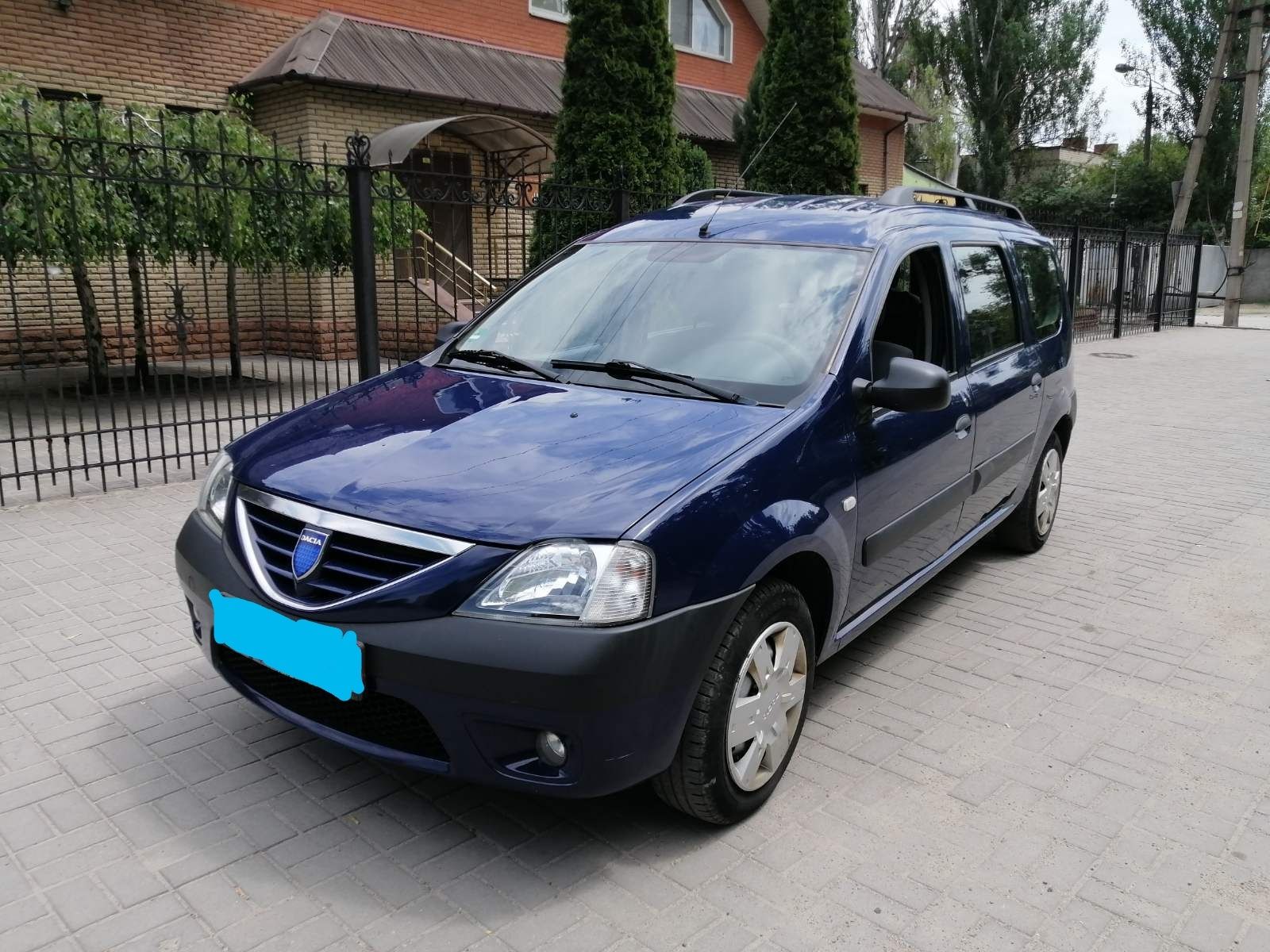 Продам. Dacia Logan. MPI 1.6. 16 Клапанов. 7 мест MPV