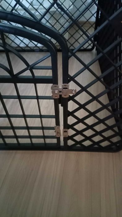 Sprzedam kojec do Małego psa plastikowy