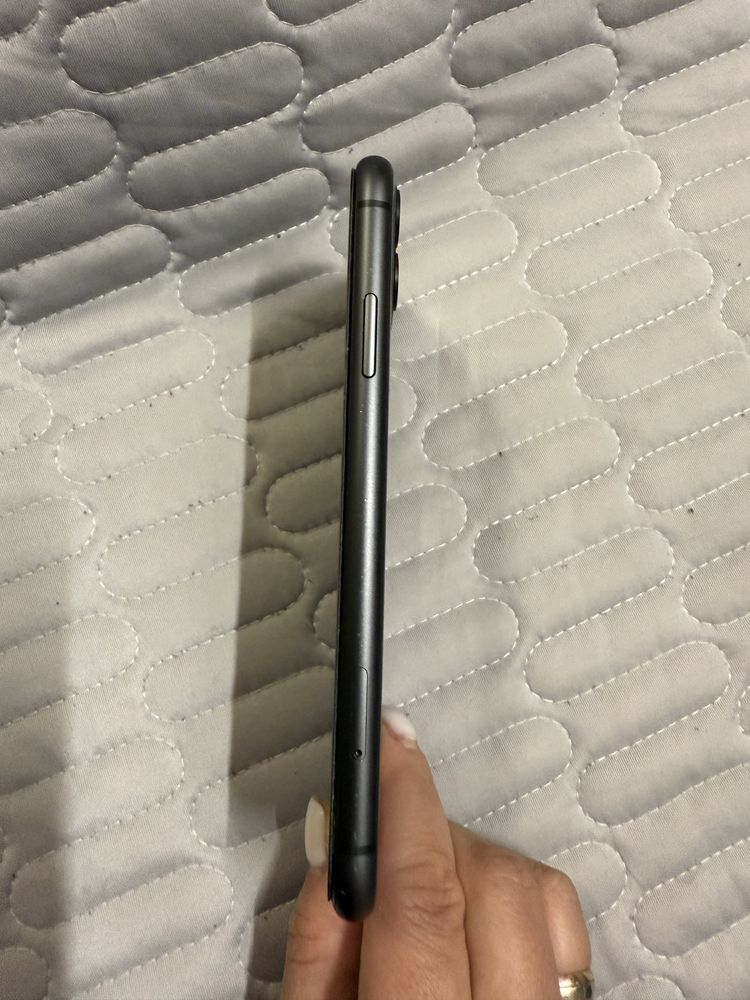 iPhone 11 64 гбт