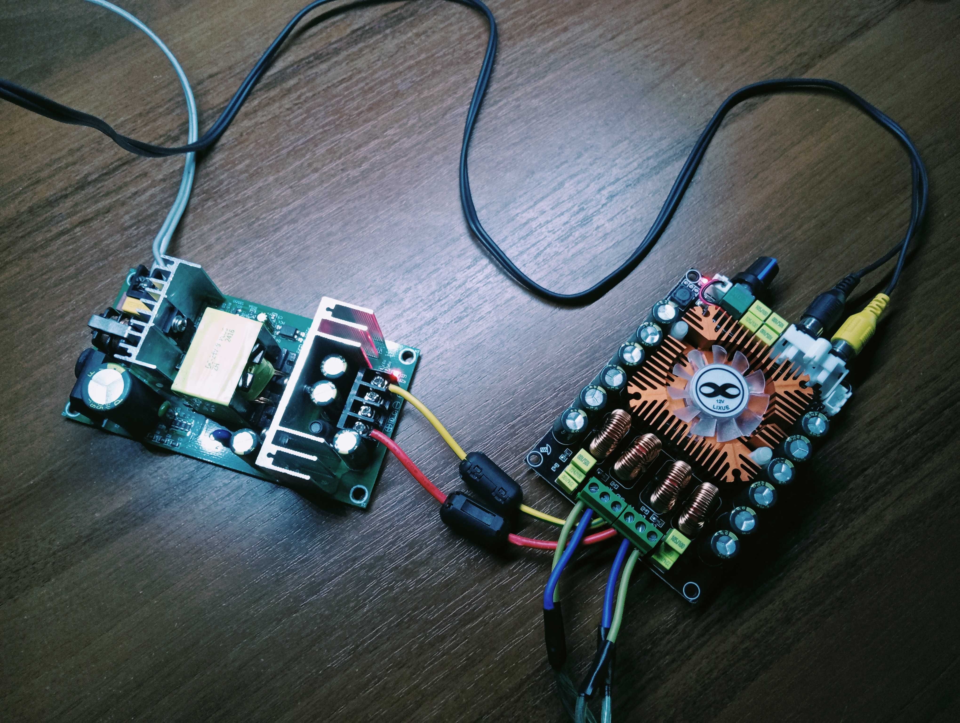2Х160W  TDA7498E  BTL 220W