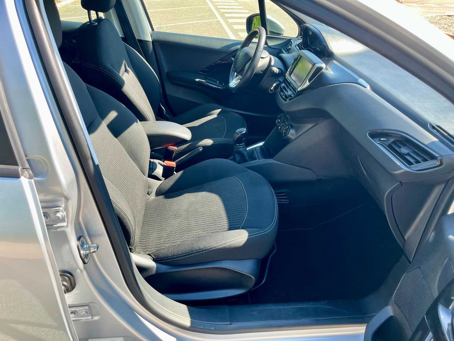 Peugeot 208 1.6 BlueHDi Style