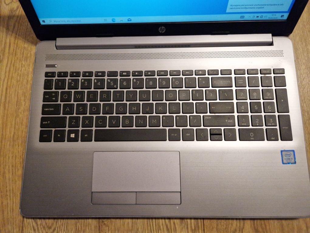 Laptop HP 250 G7 15,6' Full HD 8GB