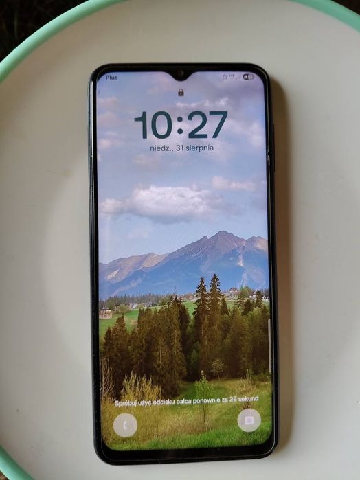 Telefon smartfon Samsung m33 5g
128 gb pamięci 6gb ram