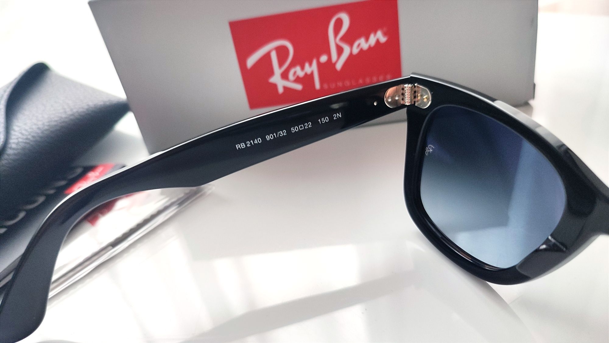 Ray-Ban Wayfarer 2140 gradiant gray