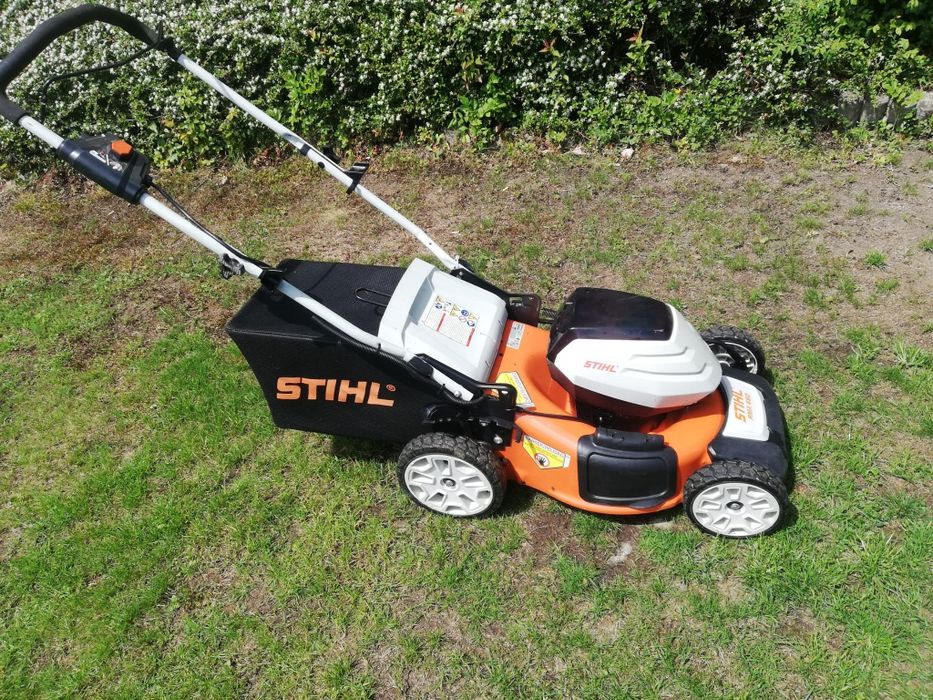 Kosiarka akumulatorowa STIHL RMA 240