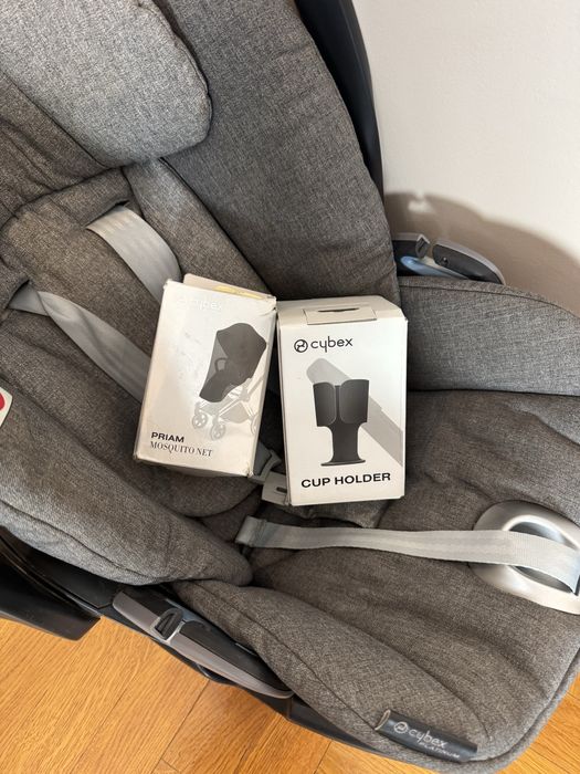 Коляска Sybex Priam 3 в 1 в гарному стані