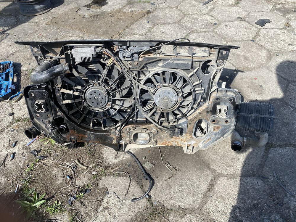 Pas przedni, chlodnice, belka zderzaka Audi A6 c6 2.0 tdi bre