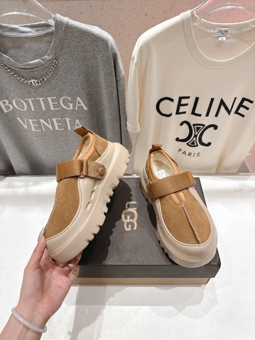 UGG, утеплені кросівки-мокасини, замша, колір карамель