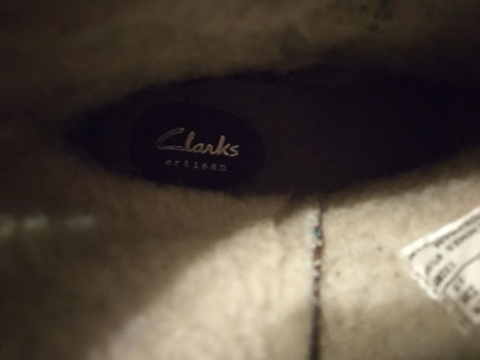 Продам кожаные сапожки на подкладке Clarks (37 р-р)