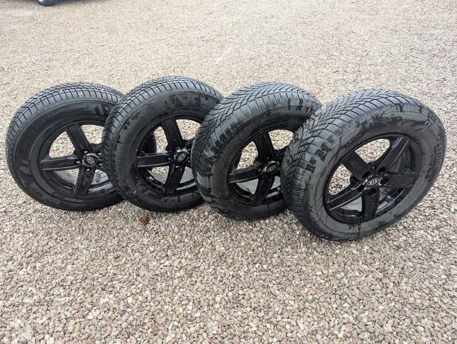 Koła Zimowe KIA SPORTAGE 215/70R16, Kumho, Bridgestone