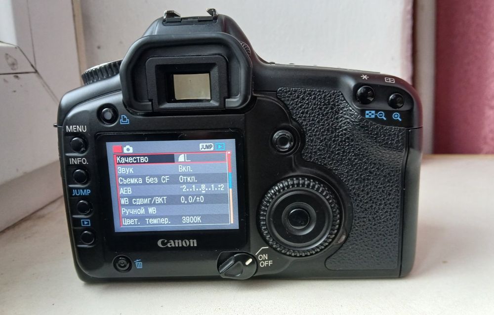 Canon 5d повнокадровий фотоапарат