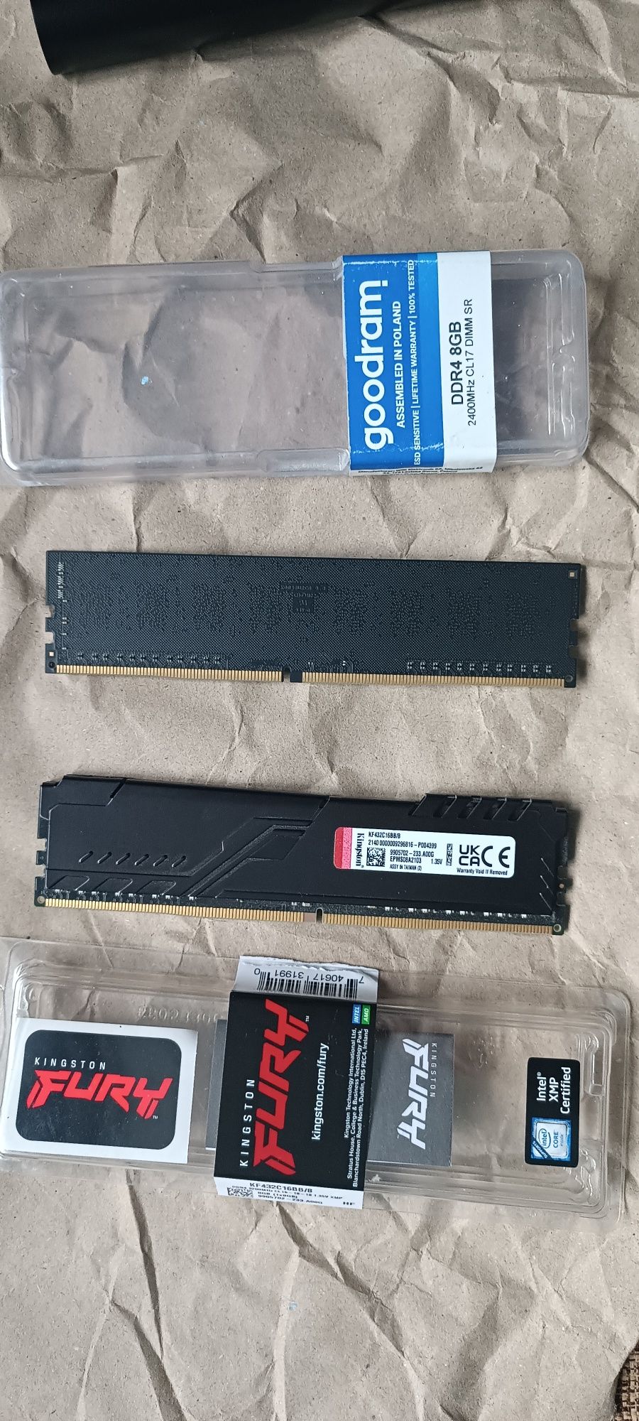 Продам оперативну пам'ять ddr 4 8x2 (16gb) fury 3200 goodram 2400