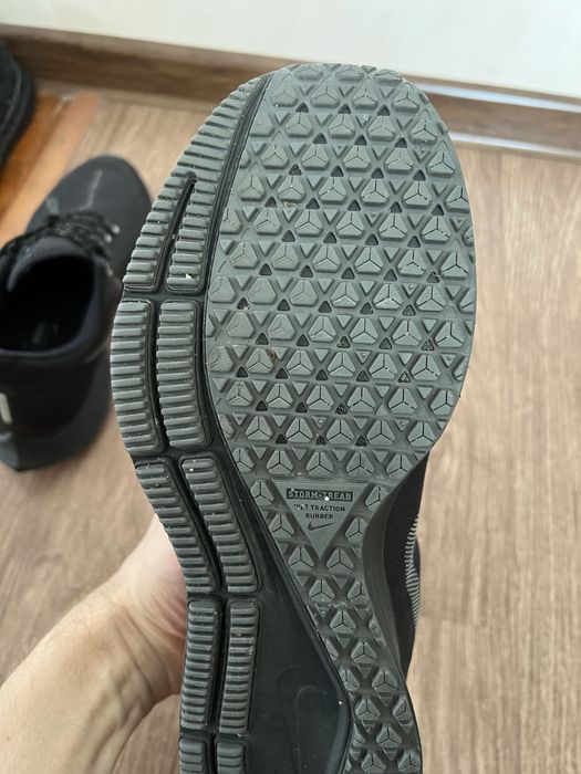 Кросівки Nike Air Zoom Pegasus 35 Shield. Оригінал