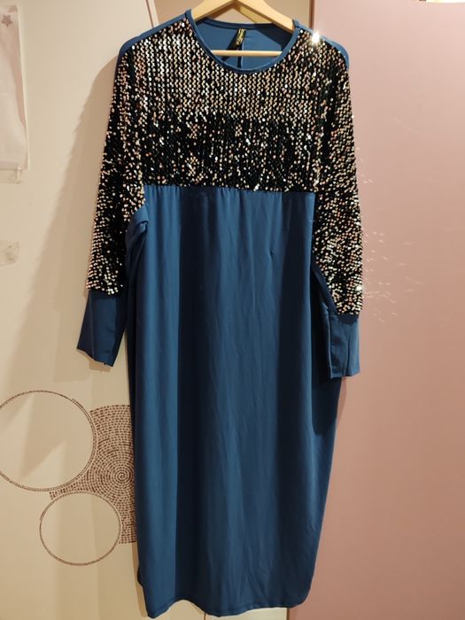 Sukienka. Rozmiar 50