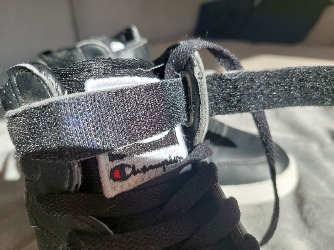Buty chłopięce Champion r. 39