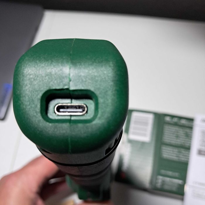 Секатор акумуляторний Parkside.