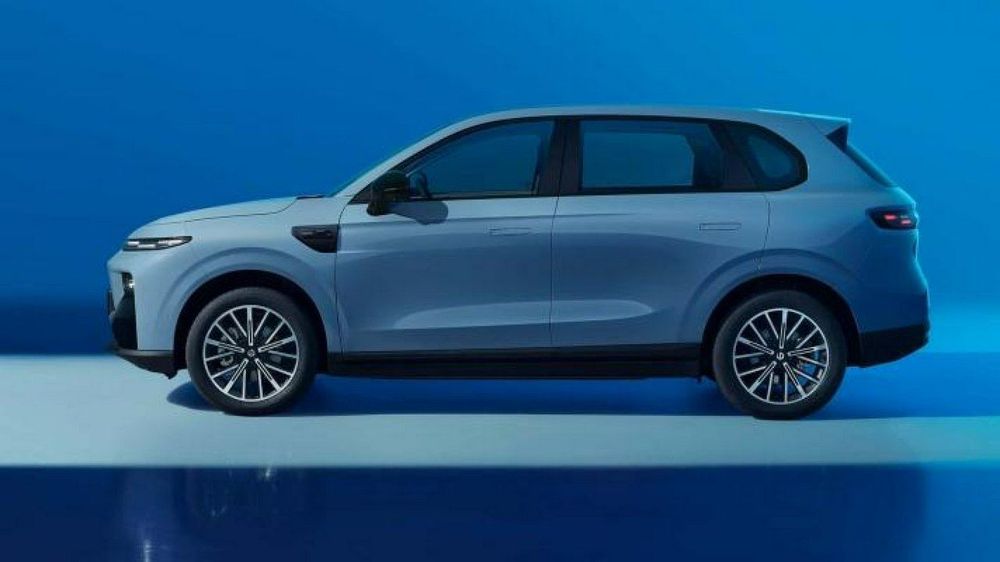 Leapmotor Inny Design promax 67 kWh nowość max wyposażenie .