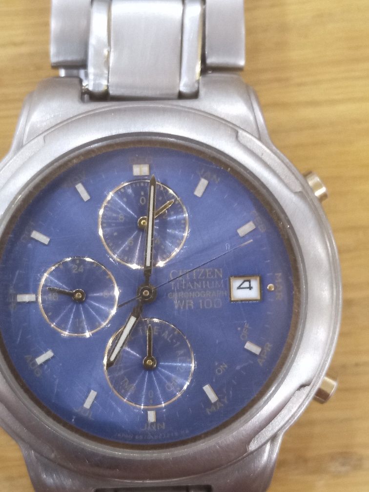 Citizen titanium WR100 хронограф б/у