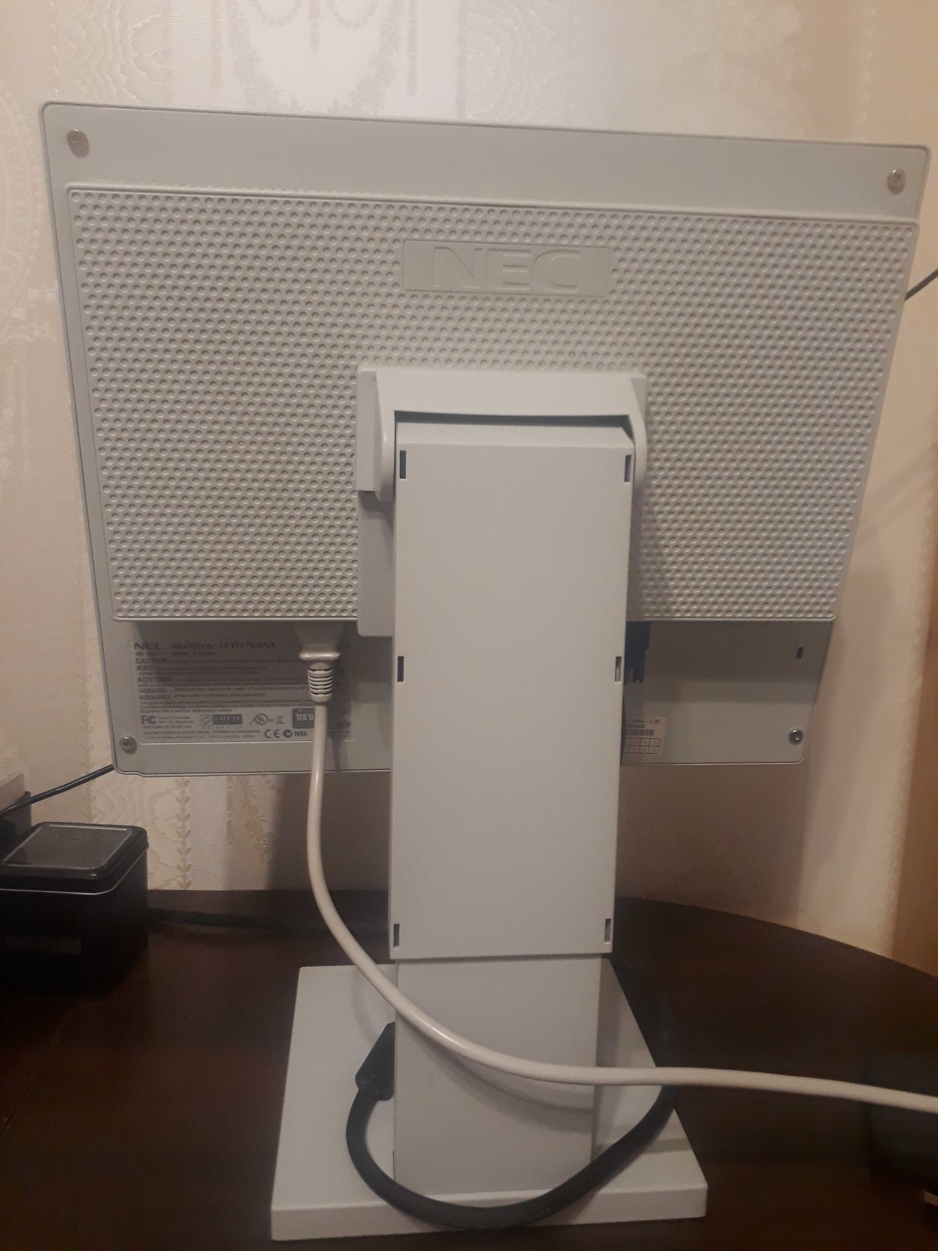 Комп'ютер -системний блок+монітор 17" NEC MultiSync 1760NX