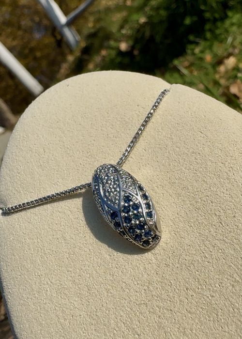 Золотой кулон с бриллиантами и сапфирами 585 пробы