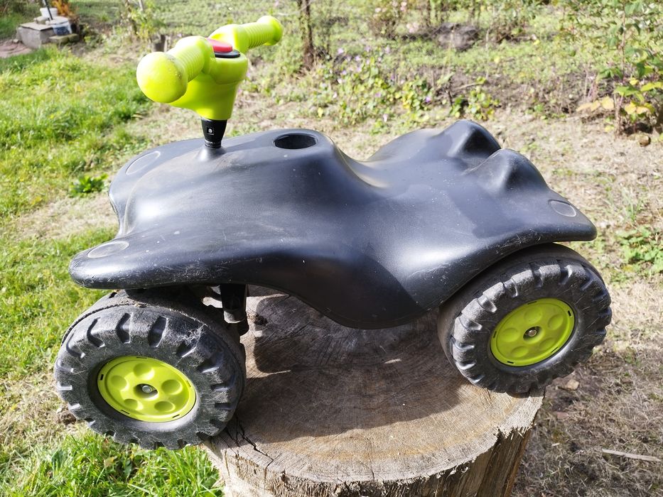 Дитячий квадроцикл