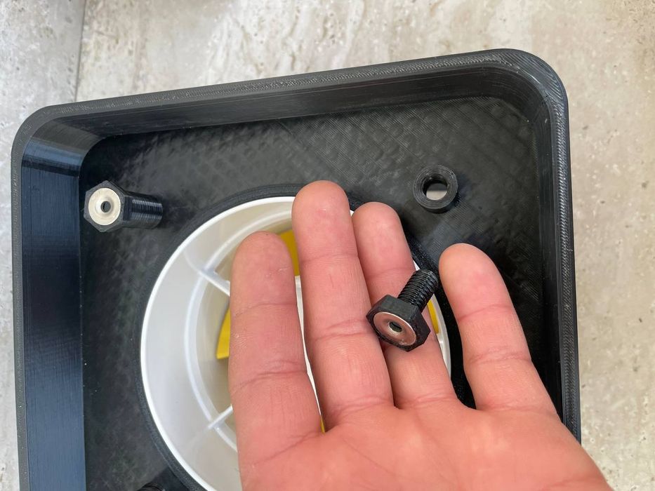 Витяжка прихованого монтажу