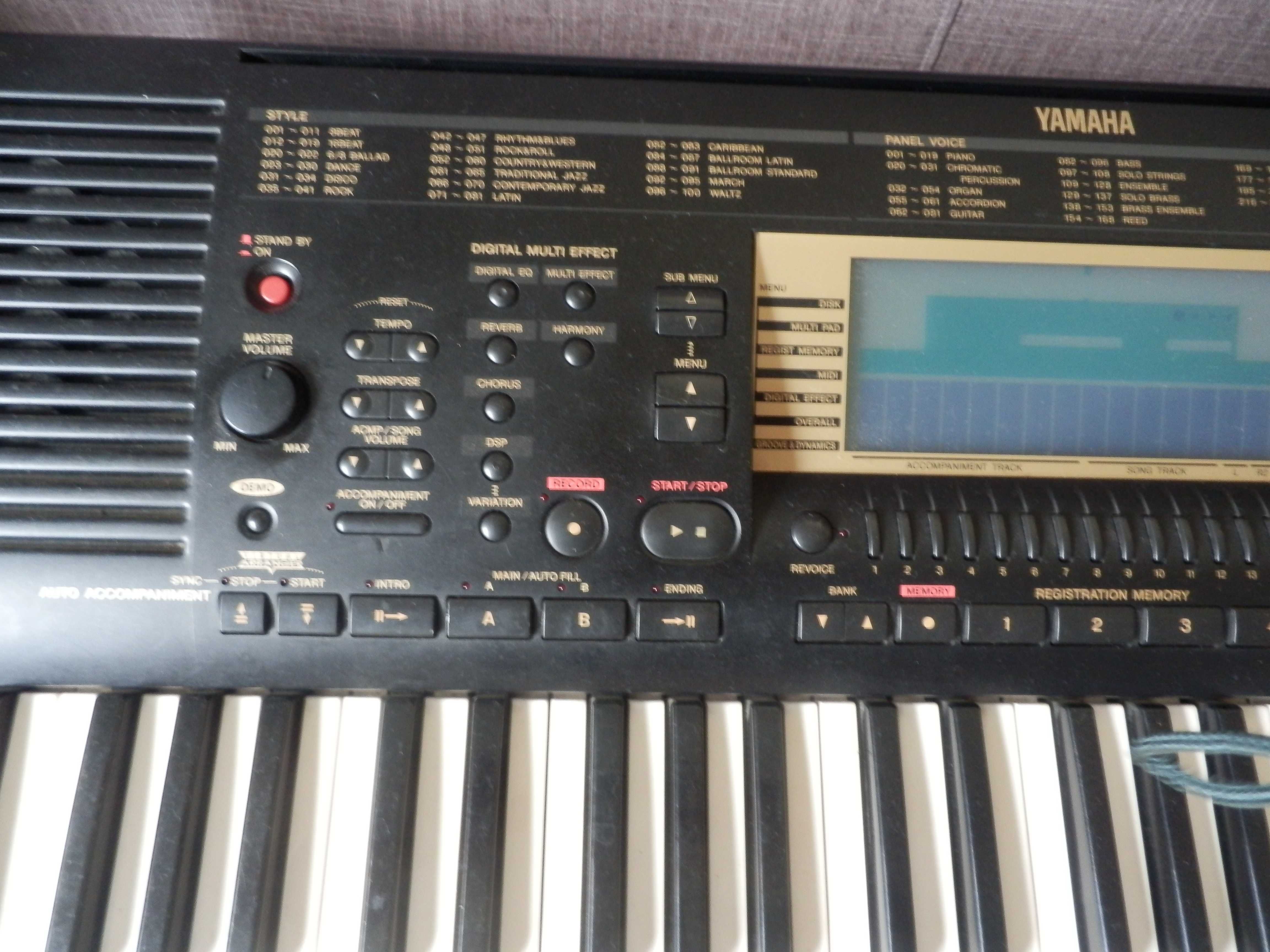 teclado yamaha psr 730