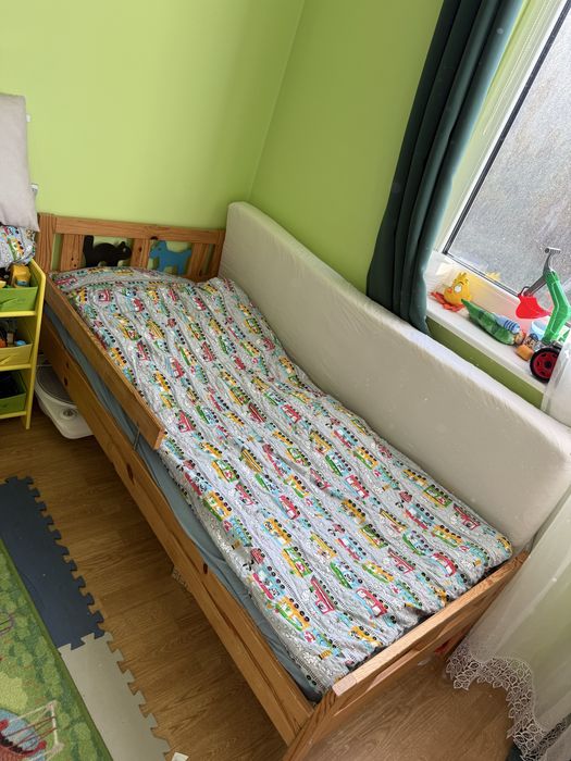 Łóżko ikea pies i kot