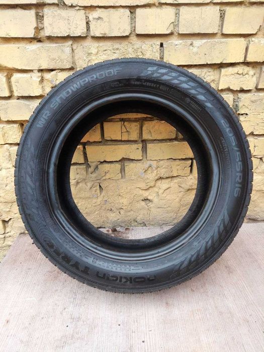 Шини б/у 205 55 R16 Nokian WR Snowproof