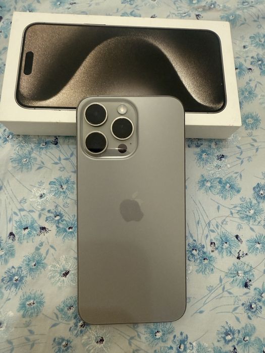 Vendo iphone 15 pro max , 256gb